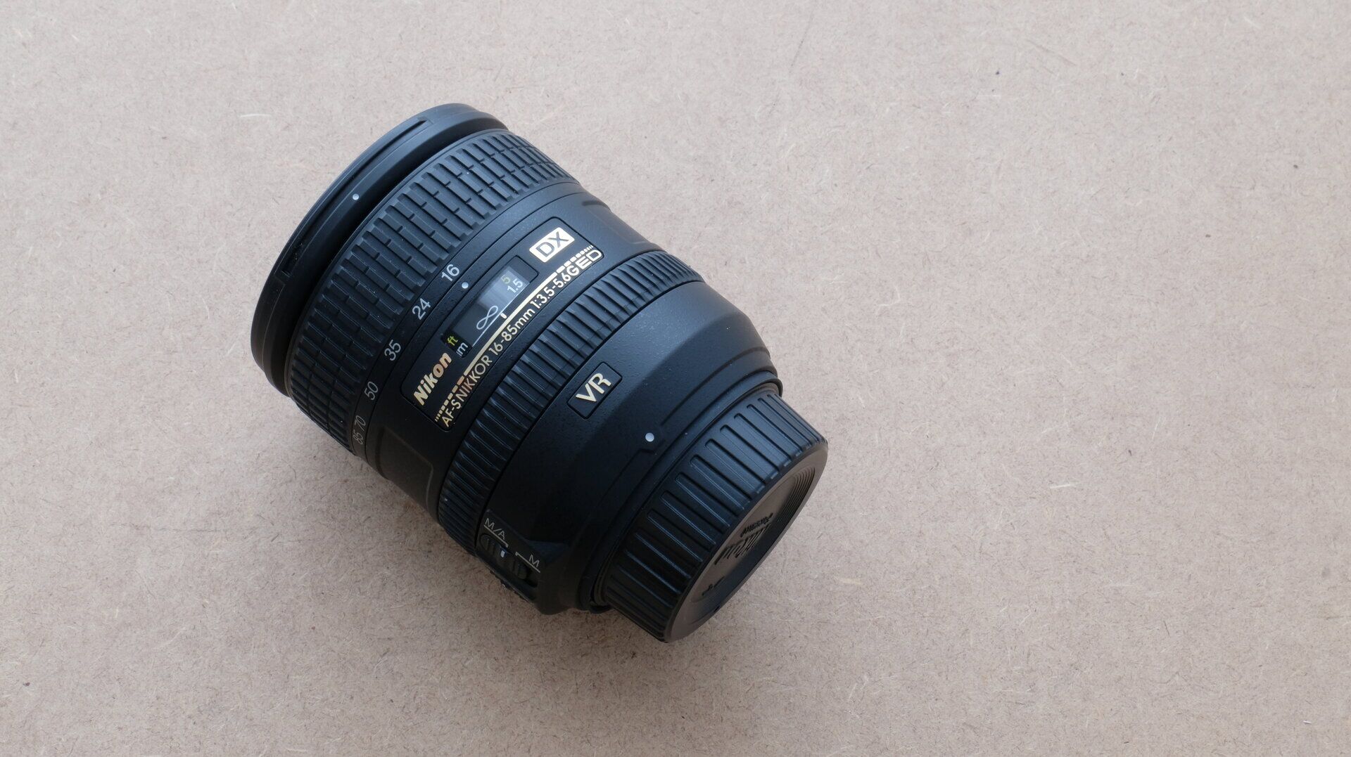 Nikon Objektiv Nikkor 16 - 85mm AF-S G ED